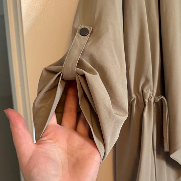 Tan Jacket - Picture 4 of 7